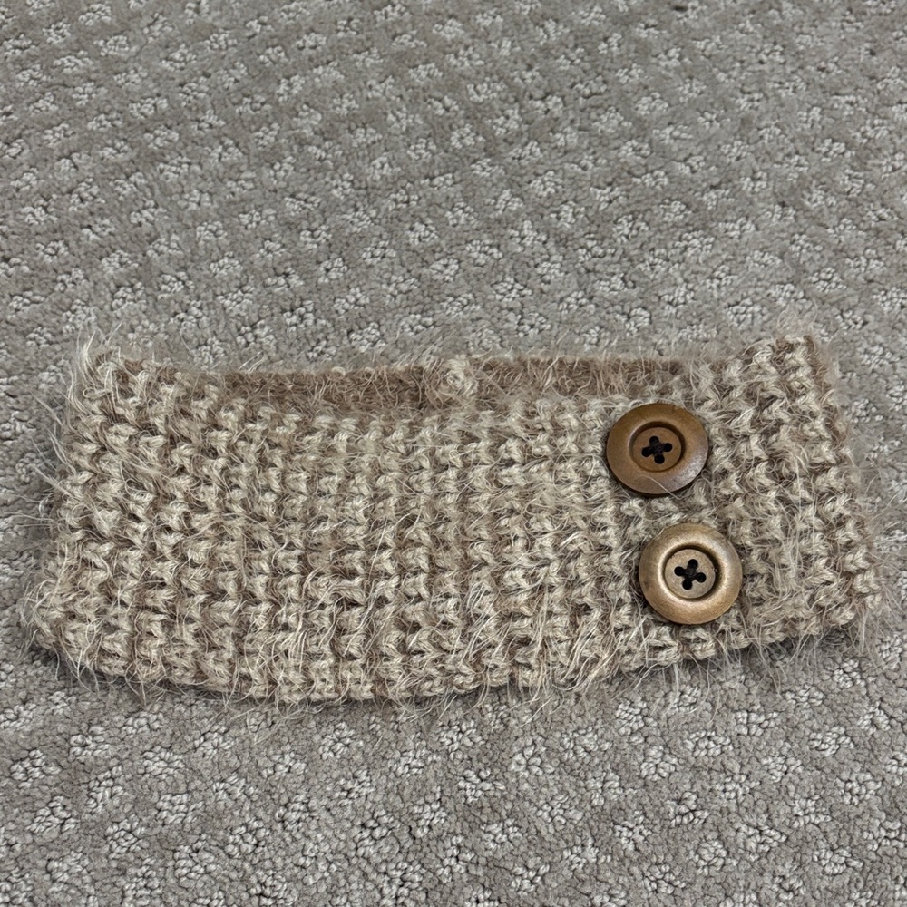 Simply Noelle Fuzzy Tan Knit Accessory
